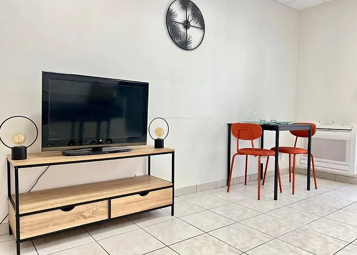 Le Petit Penon ~ T1 Bis Avec Parking /clim /fibre Saint-Georges-les-Baillargeaux